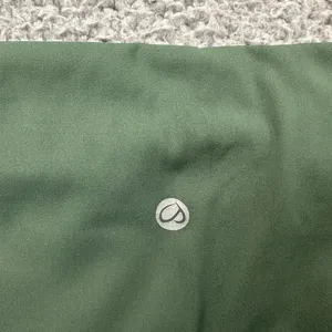 CRZ Yoga High Rise Biker Shorts Green Athletic Athleisure Women's Medium thumbnail 4