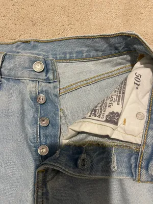 Levi's 501 High-Waisted Shorts thumbnail 3