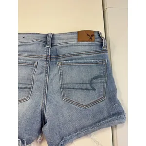 American‎ Eagle Outfitters Denim Shorts Womens Size 0 Light Wash Frayed thumbnail 11