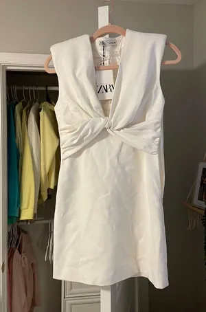 Zara dress  thumbnail 1