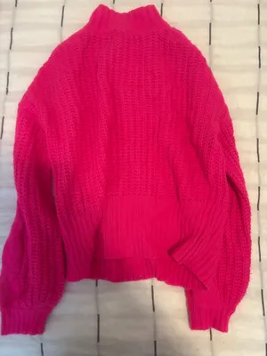 Hot Pink Sweater Size M thumbnail 2