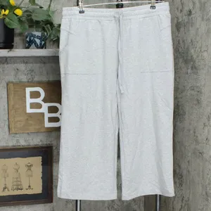 NWT Modern Soul Women's French Terry Cropped Pants W/Pockets Medium Heather Gray thumbnail 2