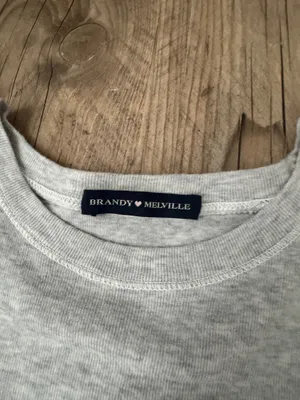 Brandy Melville Top thumbnail 2