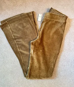 Aerie Groove-On Velour High-Waisted Flare Pants thumbnail 2