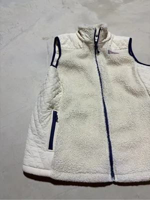 Vineyard vines Cream Sherpa Fleece Vest with Navy Trim medium thumbnail 2
