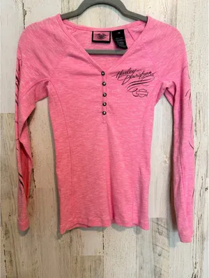 Harley-Davidson Women’s XS Pink Henley Long Sleeve Motorcycle Graphic Top thumbnail 2