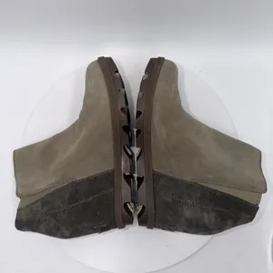 Sorel Joan of Arctic II Sage Green Suede Side Zip Wedge Booties Women's Size 6.5 thumbnail 4