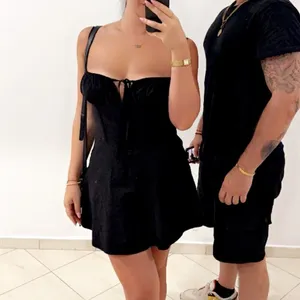 Elegant Black Dress Black thumbnail 3