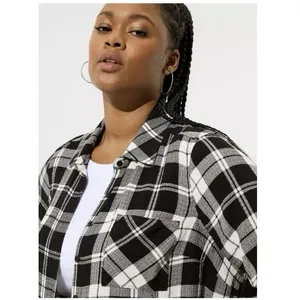 Torrid Black Lizzie Crinkle Flannel Gauze‎ Button Up Tunic Size 2X thumbnail 3