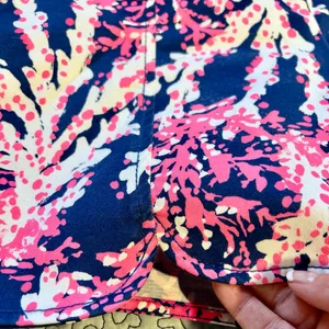 Lilly Pulitzer Hazelle Beyond The Sea Print Stretch Athletic Shorts Size 6💛 thumbnail 4