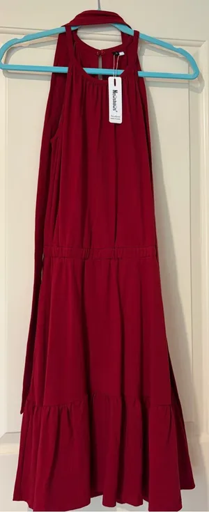 NWT Newshows Sleeveless Knee-Length Red Halter Dress Size S thumbnail 1
