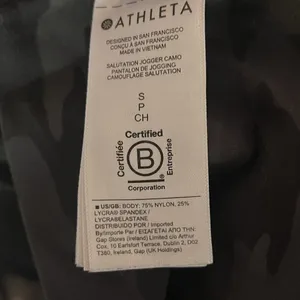 Athleta Salutation Camo Jogger Pants Athletic Camouflage Gray Black Size S Small thumbnail 8