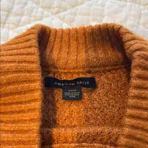 American Eagle sweater  thumbnail 2