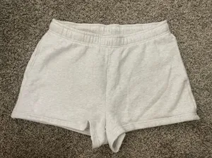 Women’s TNA Cozy Fleece Boyfriend Sweat Shorts Heather Light Gray Size L thumbnail 1