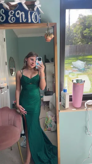 Green Prom Dress- Brand Amarra- Original Price is $800 thumbnail 5