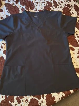 Scrub Top Reef  thumbnail 1