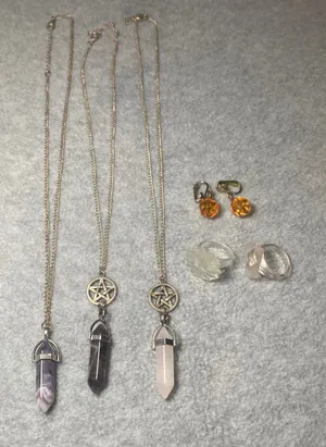 Jewelry Lot‎ of 6 Women Multi Crystal Pentagram Boho Goth Witchy Set Costume thumbnail 1