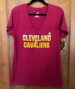 NWT Cleveland Cavaliers‎ Cavs Women’s Fan Gear Majestic Large thumbnail 1