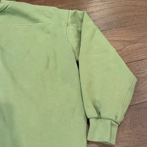 Lululemon Women’s Green Crewneck Sweater (2/4?) C27-072 thumbnail 10
