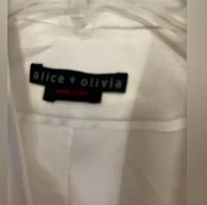 White Blazer thumbnail 3