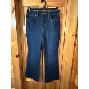 Madewell NWOT Curvy Cali Demi-Boot Jeans Larkspur Wash Womens Size‎ 29 thumbnail 2