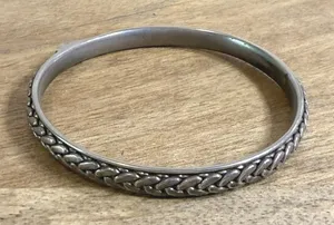 Vintage Liz Claiborne Silver Tone Braided Bangle Bracelet Signed LC thumbnail 1