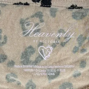 Victoria's Secret Heavenly by Womens Leopard Heart Print Pajama Top Tan Large‎ thumbnail 2