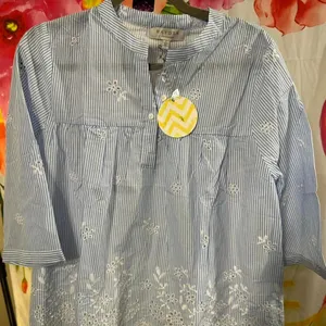 S8. Hayden blue striped button up shirt thumbnail 1