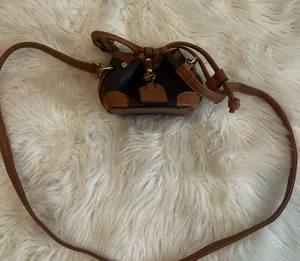 Elegant Brown Leather Bucket Bag thumbnail 6