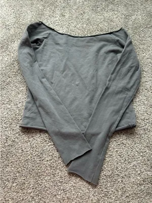 dark grey brandy melville off the shoulder long sleeve thumbnail 2