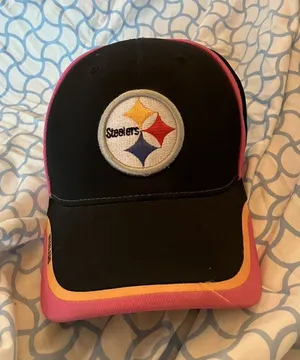 Reebok Onfield Pittsburgh Steelers Breast Cancer Awareness Hat Flexfit S/M Cap thumbnail 1