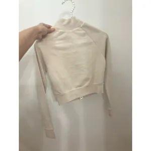 SKIMS Size XS basic sweater outdoor track jacket ap-zip-1120 bone beige NWT thumbnail 9