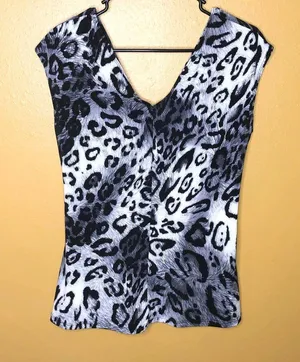 Annalee + Hope V-neck Cheetah Blouse, L thumbnail 2