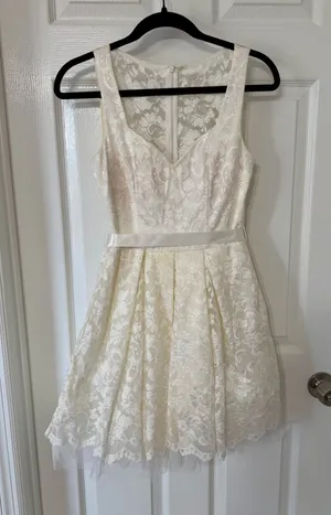 Camille La Vie Homecoming Formal Dress thumbnail 1