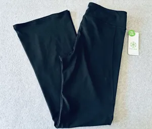 NWT Women's Gaiam Black Stretch Yoga Pants - Medium thumbnail 1