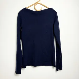 J.Crew 100% cashmere sweater in navy blue thumbnail 2