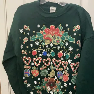 FINAL MARKDOWN Sun sportswear holiday sweatshirt medium thumbnail 1
