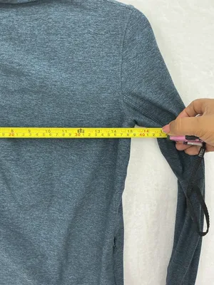lululemon athletica Heathered Teal Long Sleeve Mock Neck Top 831 thumbnail 4