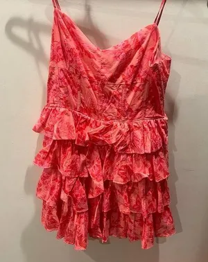 Olivaceous dress size M adjustable straps sorry for the wrinkles negotiable thumbnail 2