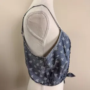 VTG. Abercrombie Fitch Blue Floral Button Front Tie Crop Top Cami Womens Medium thumbnail 3