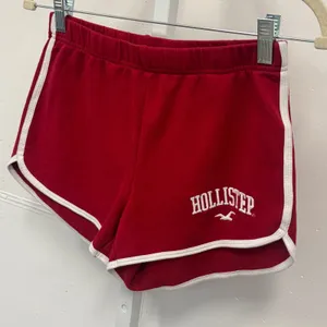 Hollister Womens High Rise Dolphin Shorts Red White Athletic Logo XS Sporty thumbnail 3