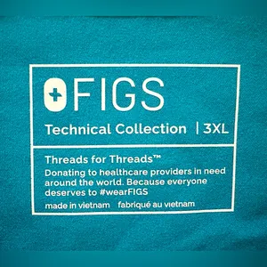 FIGS Catarina scrub top size 3X light blue shirt thumbnail 4