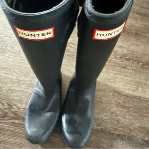 HUNTER Original Rain Boots Tall Women 9 Black Slip On Waterproof Buckle Rubber thumbnail 4