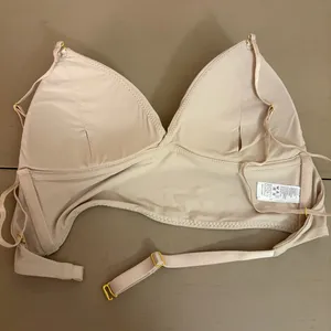 Women’s Low Back Thin Padded Cup Bra thumbnail 6