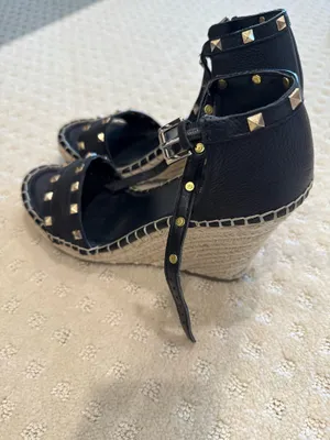 Marc Fisher Black Studded Leather Espadrille Wedge Sandals Size 9M thumbnail 3