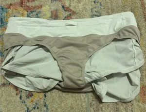 Lululemon speed up shorts thumbnail 2