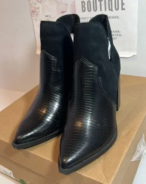 Steve Madden Chaya Pointed Toe Bootie black multi #casual #classic #stylish #chic #pointedtoe thumbnail 4