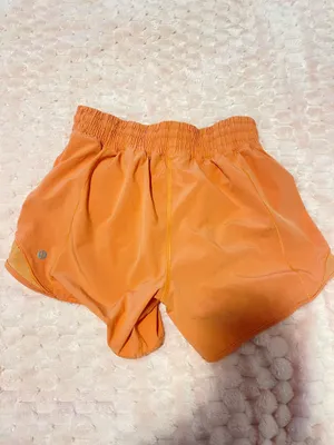 coral lululemon hotty hots 4’ size 4 thumbnail 3