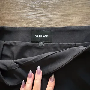 Revolve Black Mini Skirt thumbnail 2