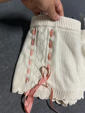 🆕 Betsey Johnson Cream Knit Scallop Hem Shorts with Pink Ribbon Size S thumbnail 5